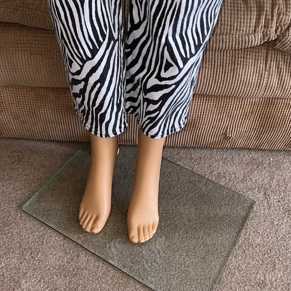 NWOT. Frame Le High Straight Zebra Jeans - Picture 3 of 6